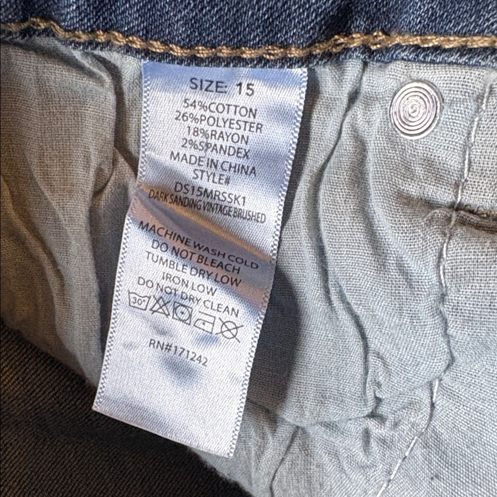 RISE | Low Rise Jeans - Picture 5 of 6